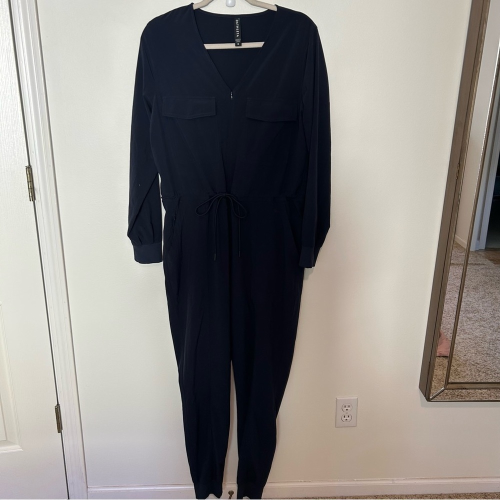 Athleta Zuma Jumpsuit in Navy Size Medium - Picture 2 of 8